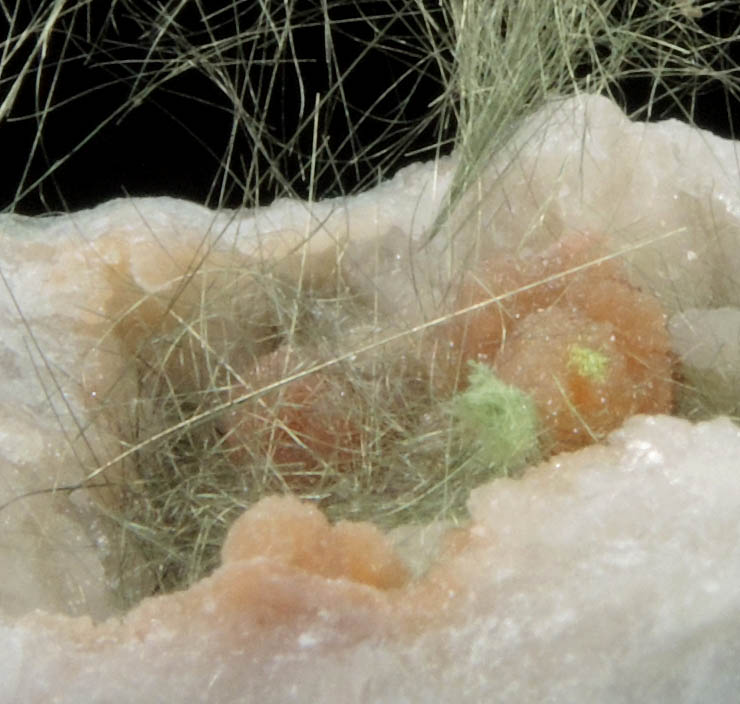 Millerite in Quartz Geode from US Route 27 road cut, Halls Gap, Lincoln County, Kentucky