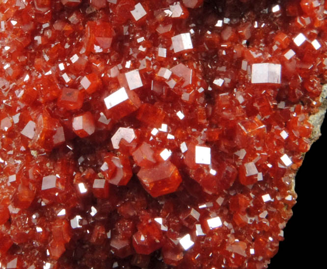 Vanadinite from Apache Mine (Vanadium Shaft), 8 km north of Globe, Gila County, Arizona