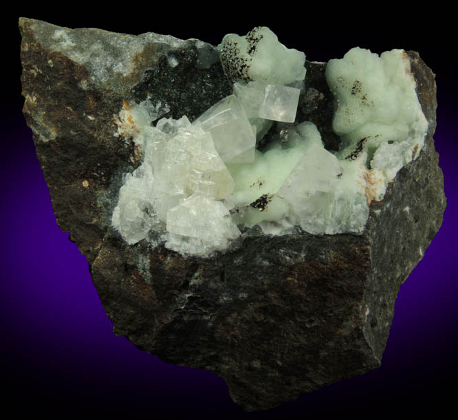 Prehnite, Calcite, Pyrite, Julgoldite-Pumpellyite from O and G Industries Southbury Quarry, Southbury, New Haven County, Connecticut