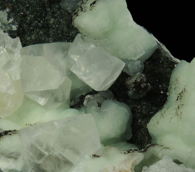 Prehnite, Calcite, Pyrite, Julgoldite-Pumpellyite from O and G Industries Southbury Quarry, Southbury, New Haven County, Connecticut