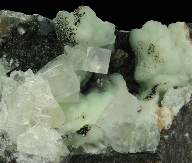 Prehnite, Calcite, Pyrite, Julgoldite-Pumpellyite from O and G Industries Southbury Quarry, Southbury, New Haven County, Connecticut