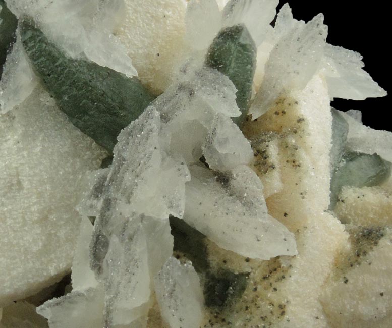 Quartz with Chlorite on Calcite from Naica District, Saucillo, Chihuahua, Mexico