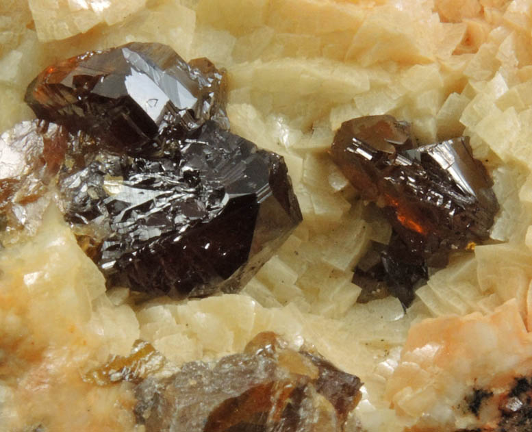 Sphalerite and Dolomite from Mina Troya, Mutiloa, 19 km southwest of San Sebastin, Pais Vasco, Spain