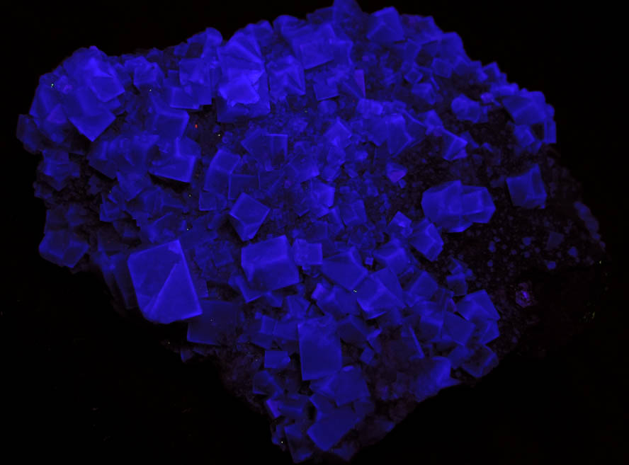 Fluorite (interpenetrant-twins) on Quartz from Blackdene Mine, Ireshopeburn, Weardale, County Durham, England