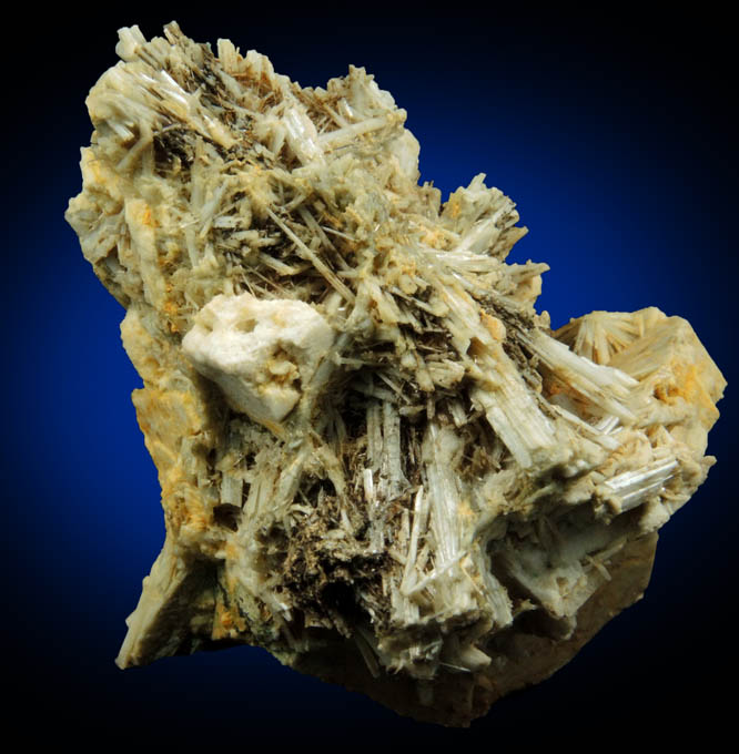 Elpidite and Albite from Poudrette Quarry, Mont Saint-Hilaire, Qubec, Canada