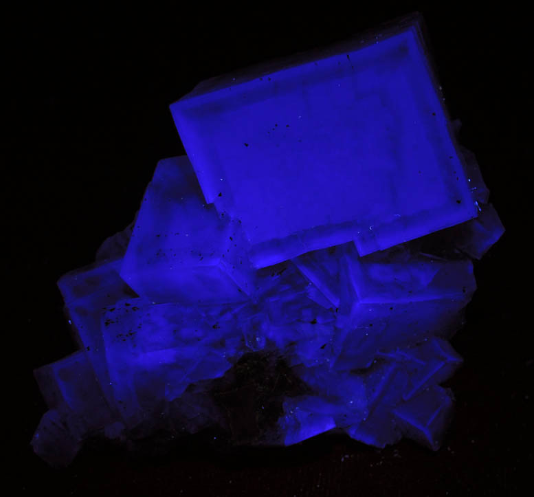 Fluorite (zoned phantom-growth) from Yaogangxian Mine, Nanling Mountains, Hunan, China