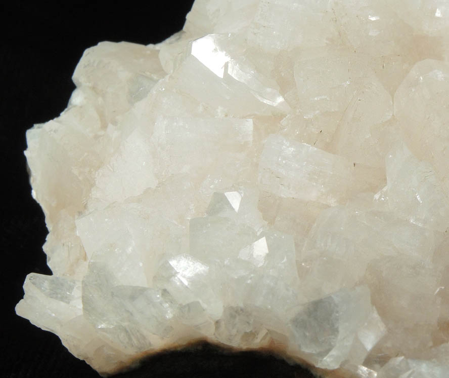 Heulandite from Jalgaon, Maharashtra, India