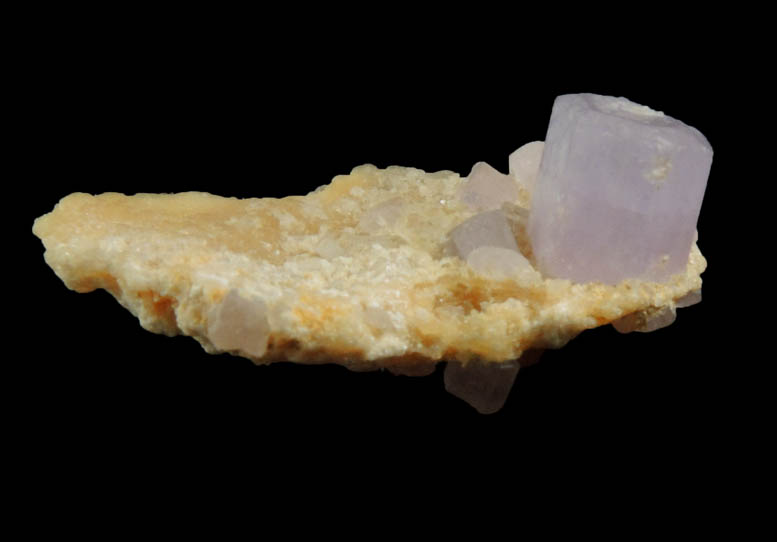 Fluorapatite on Muscovite-Cookeite from Darra-i-Pech, Kunar Province, Afghanistan