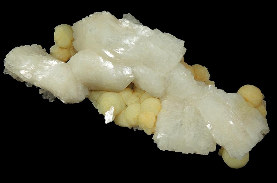 Heulandite on Prehnite from Upper New Street Quarry, Paterson, Passaic County, New Jersey