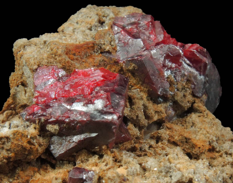 Cinnabar (interpenetrant twins) from Red Bird Mine, Antelope Springs District, 24 km east of Lovelock, Pershing County, Nevada