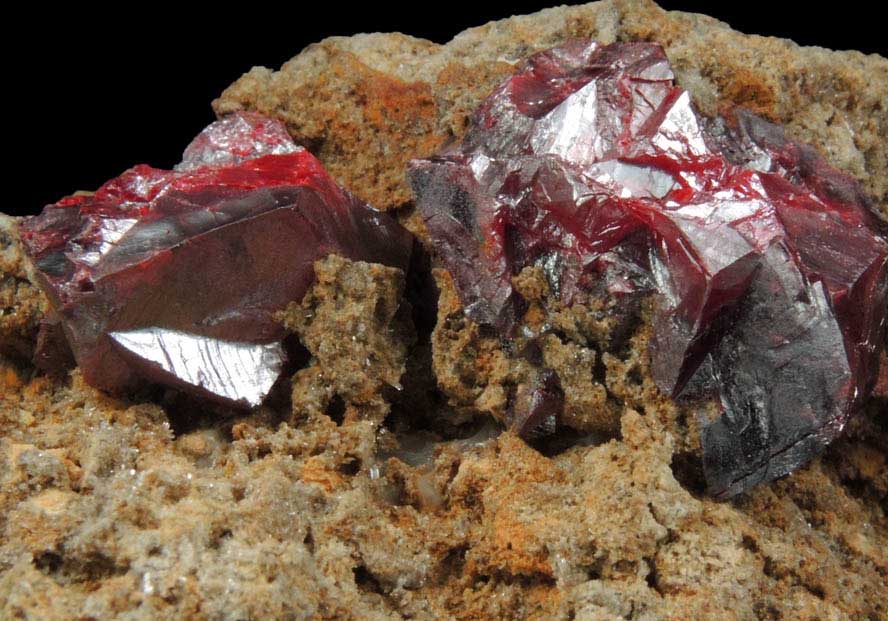 Cinnabar (interpenetrant twins) from Red Bird Mine, Antelope Springs District, 24 km east of Lovelock, Pershing County, Nevada