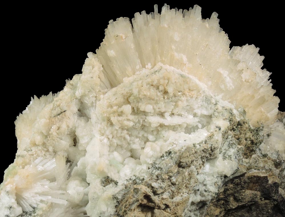 Natrolite, Prehnite, Analcime, Calcite, Apophyllite from Prospect Park Quarry, Prospect Park, Passaic County, New Jersey