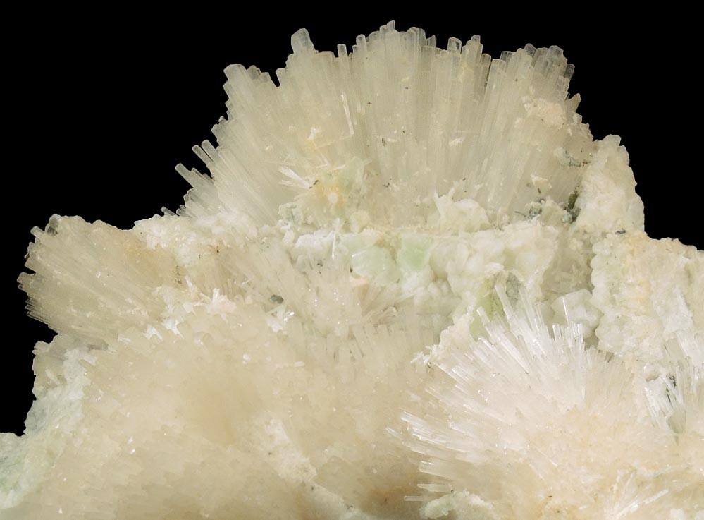 Natrolite, Prehnite, Analcime, Calcite, Apophyllite from Prospect Park Quarry, Prospect Park, Passaic County, New Jersey