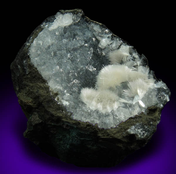 Mesolite over Heulandite from Hvaleyri, 24 km NNE of Reykjavk, Hvalfjrur, Iceland