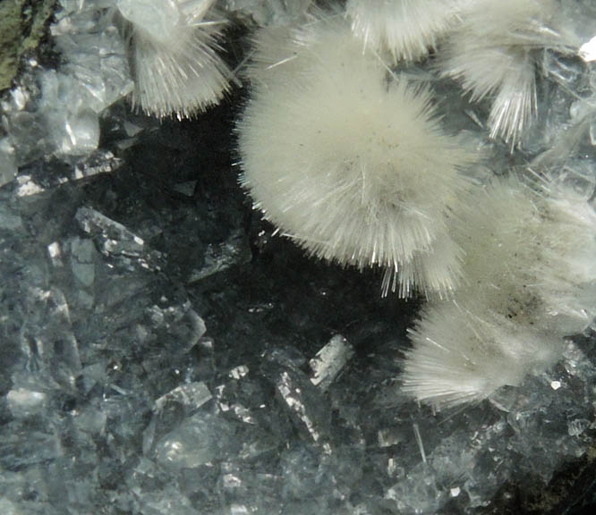 Mesolite over Heulandite from Hvaleyri, 24 km NNE of Reykjavk, Hvalfjrur, Iceland