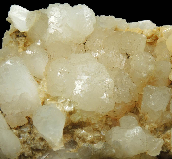 Stilbite, Heulandite, Apophyllite from Hvaleyri, 24 km NNE of Reykjavk, Hvalfjrur, Iceland