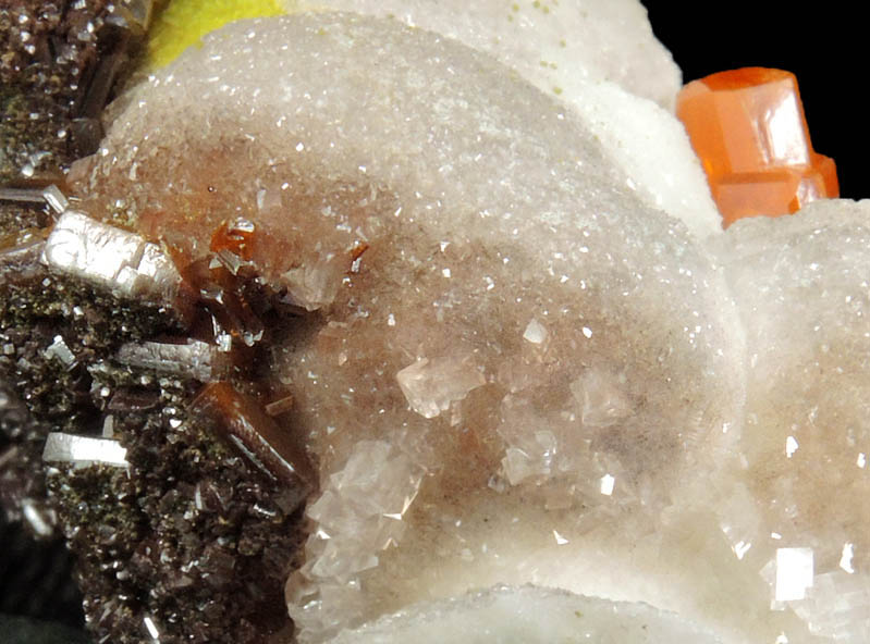 Wulfenite with Mimetite on Calcite from Sierra de Los Lamentos, Chihuahua, Mexico