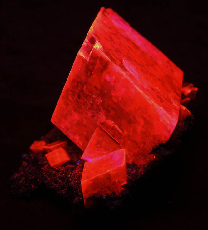 Calcite with Duftite from Tsumeb Mine, 2nd Oxide Zone, Otavi-Bergland District, Oshikoto, Namibia (Type Locality for Duftite)