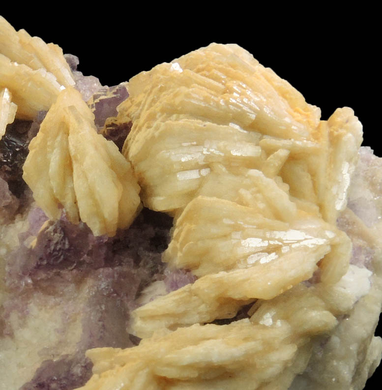 Barite and Fluorite over Quartz from Qinglong Mine, Dachang, Qianxi'nan, Guizhou, China