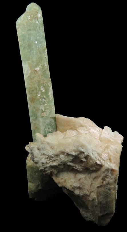 Beryl on Albite from north ridge of Long Hill, Haddam, Middlesex County, Connecticut