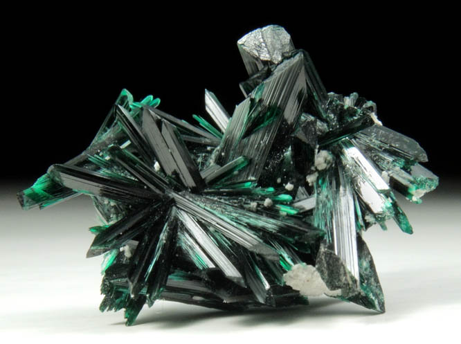 Brochantite from Milpillas Mine, Cuitaca, Sonora, Mexico