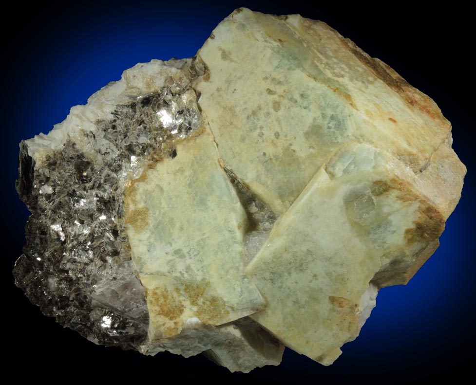 Beryl in Albite-Muscovite from Beauregard Quarry, Alstead, Cheshire County, New Hampshire