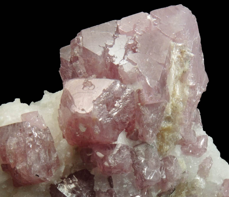 Spinel from Luc Yen, Yenbai (Yen Bai) Province, Vietnam