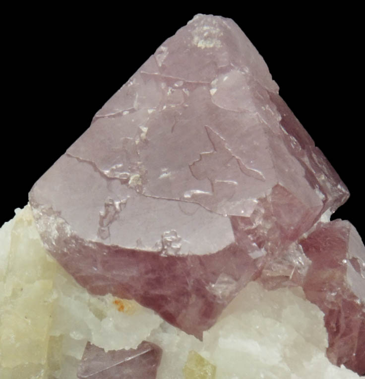 Spinel from Luc Yen, Yenbai (Yen Bai) Province, Vietnam