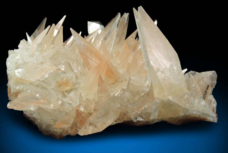 Calcite with minor Hematite from Leiping Mine, Guiyang, Hunan, China