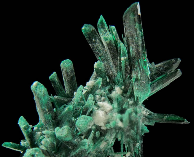 Brochantite from Milpillas Mine, Cuitaca, Sonora, Mexico