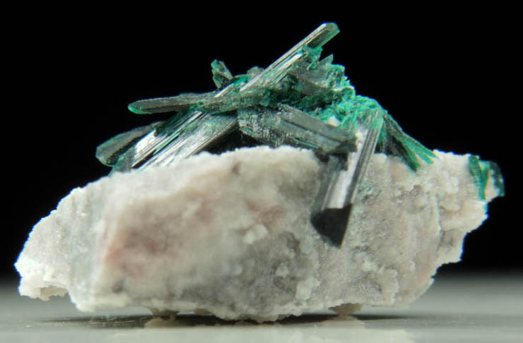 Brochantite on Quartz from Milpillas Mine, Cuitaca, Sonora, Mexico