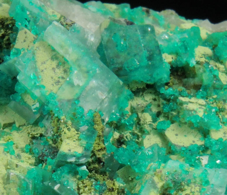 Dioptase, Calcite, Bayldonite from Tsumeb Mine, Otavi-Bergland District, Oshikoto, Namibia