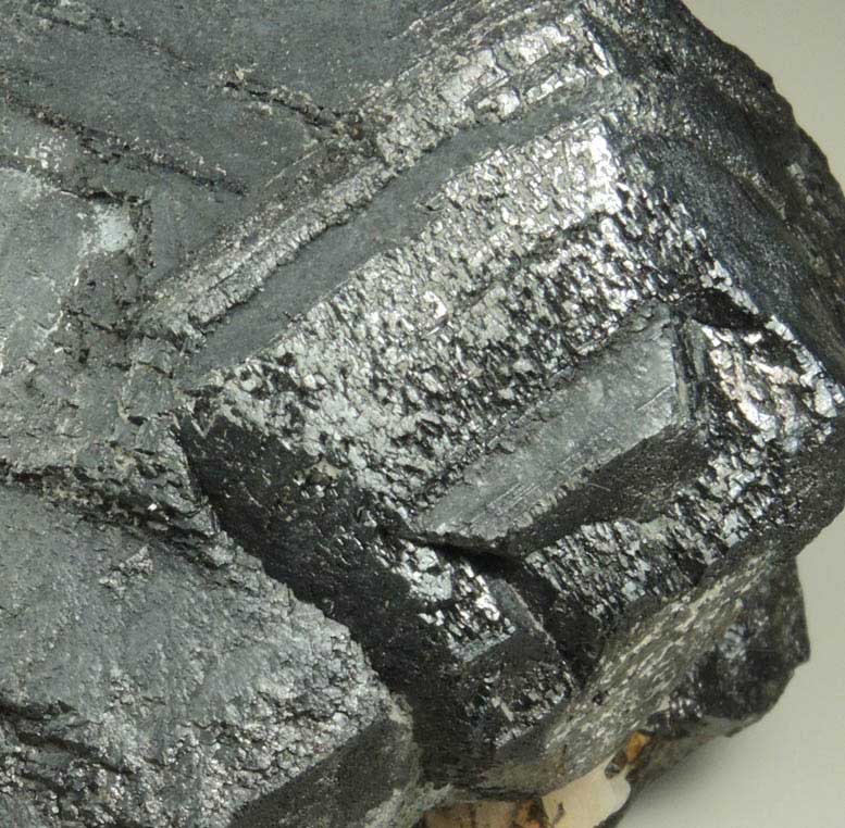 Sphalerite (twinned crystals) with minor Dolomite, Chalcopyrite, Galena from Tri-State Lead-Zinc Mining District, near Joplin, Jasper County, Missouri