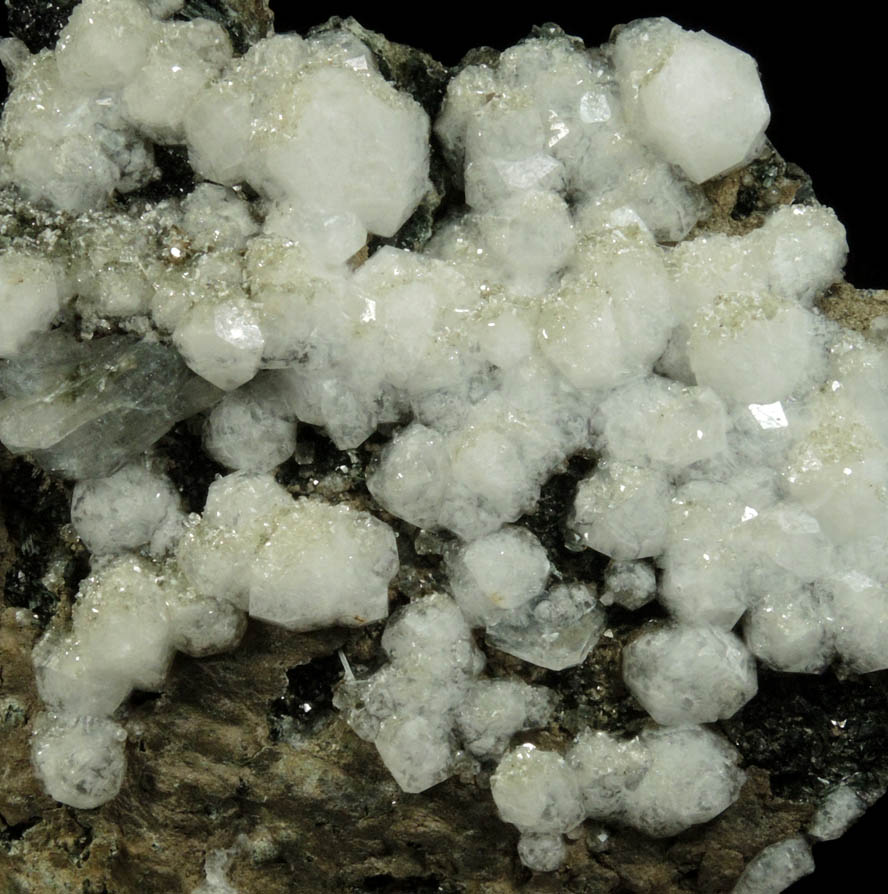 Analcime, Apophyllite, Natrolite from Cornwall Iron Mines, Cornwall, Lebanon County, Pennsylvania