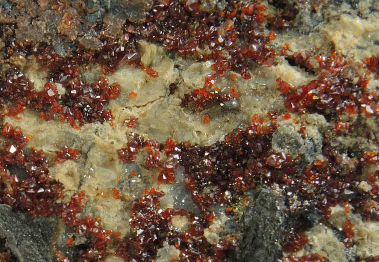 Sphalerite on Siderite and Quartz with Galena from Ralmont, Midi-Pyrnes, France