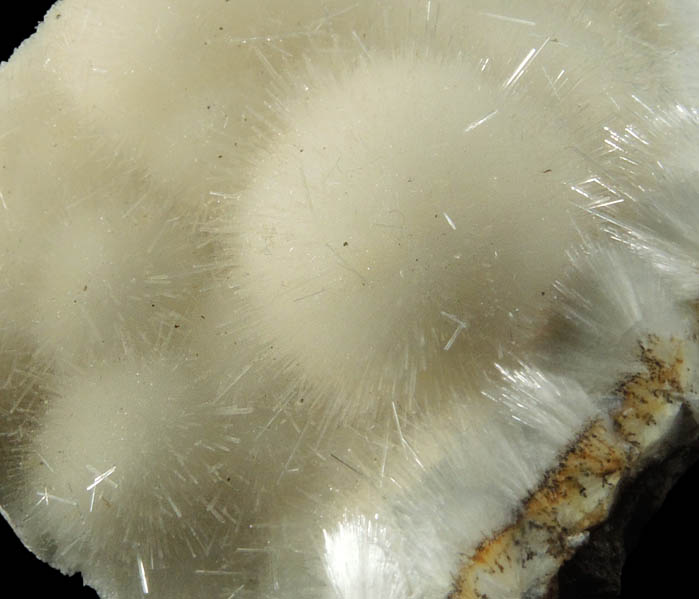 Natrolite from Springfield Butte Quarry, Lane County, Oregon