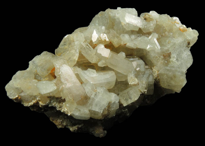 Fluorapatite with Muscovite from So Geraldo do Baixio, Minas Gerais, Brazil