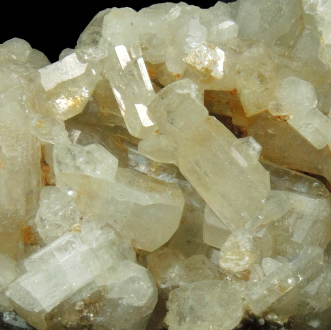 Fluorapatite with Muscovite from So Geraldo do Baixio, Minas Gerais, Brazil