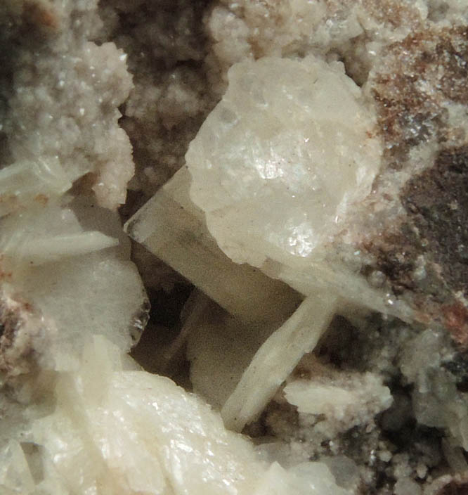 Calcite var. Manganoan Calcite, Quartz, Barite, Hematite from Montreal Mine, Gogebic Iron Range, Iron County, Wisconsin