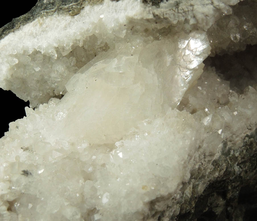 Heulandite on Quartz from Prospect Park Quarry, Prospect Park, Passaic County, New Jersey