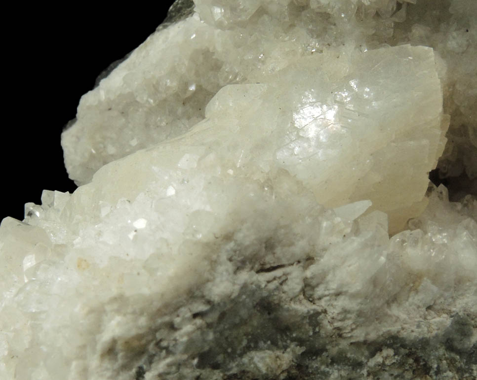 Heulandite on Quartz from Prospect Park Quarry, Prospect Park, Passaic County, New Jersey