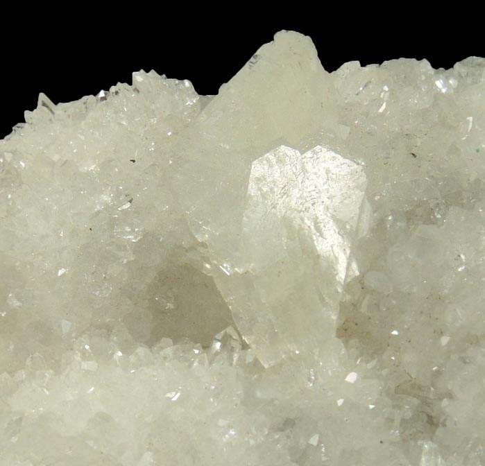 Heulandite on Quartz from Prospect Park Quarry, Prospect Park, Passaic County, New Jersey