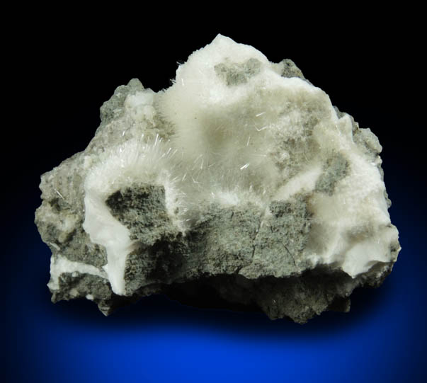 Natrolite from Millington Quarry, Bernards Township, Somerset County, New Jersey