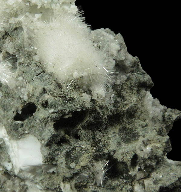 Natrolite from Millington Quarry, Bernards Township, Somerset County, New Jersey