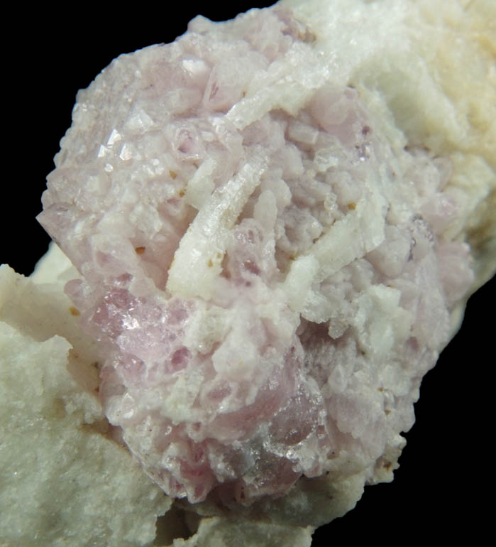 Quartz var. Rose Quartz Crystals with Albite from Plumbago Mountain, Newry, Oxford County, Maine