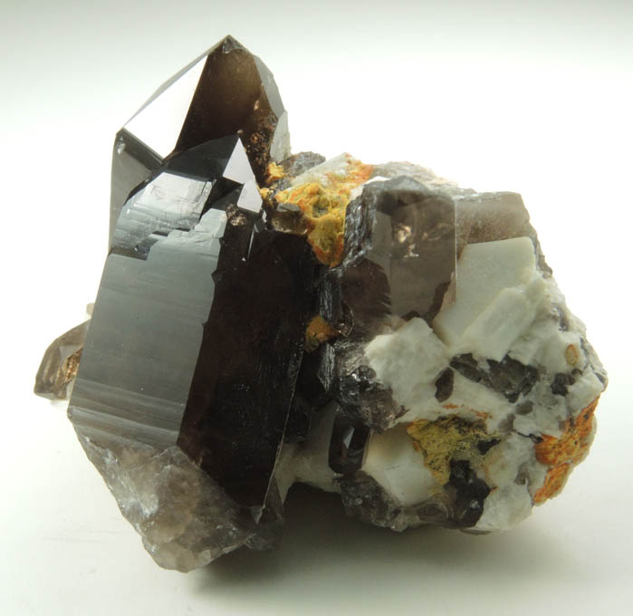 Quartz var. Smoky Quartz (Dauphin Law Twins) on Microcline from Moat Mountain, Oliver Diggings, Hale's Location, west of North Conway, New Hampshire