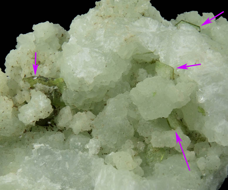 Sphalerite on Prehnite from O and G Industries Southbury Quarry, Southbury, New Haven County, Connecticut
