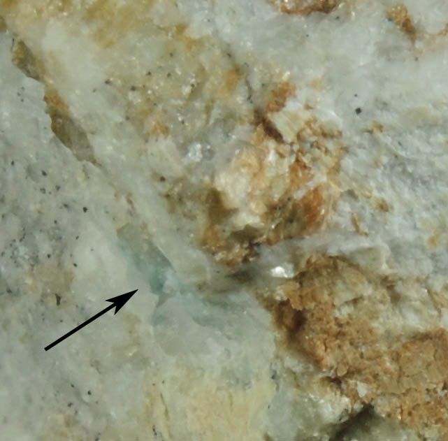 Wermlandite (pale blue) in Calcite-Dolomite from Langban, Vrmland, Sweden (Type Locality for Wermlandite)