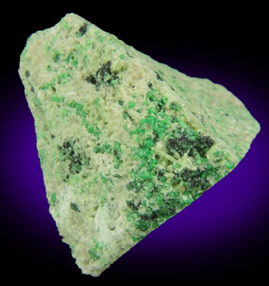 Uvarovite with Chromite cores plus Diopside, Clinozoisite from Fengtien Mine, Conc. S., 5 kilometers west of Fengtien village, Hualien, Taiwan