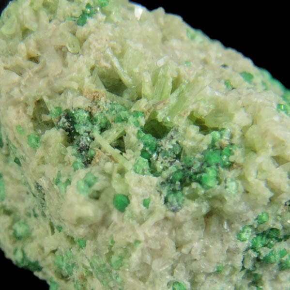 Uvarovite with Chromite cores plus Diopside, Clinozoisite from Fengtien Mine, Conc. S., 5 kilometers west of Fengtien village, Hualien, Taiwan